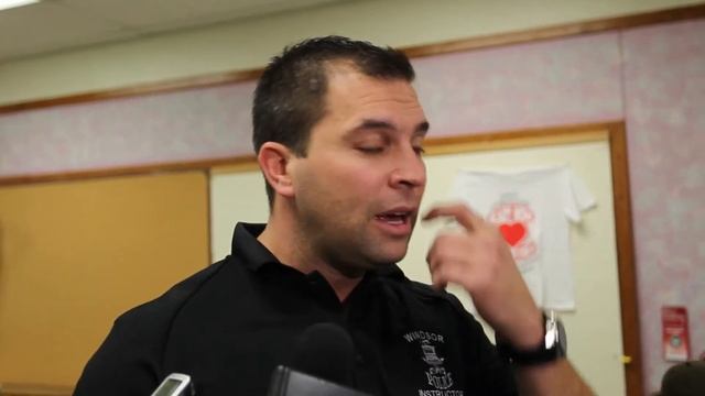 Windsor Police train for school shooting scenario смотреть онлайн