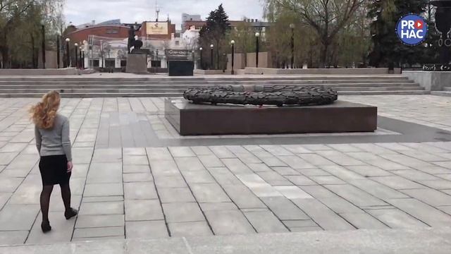 #однанавсехпобеда - Авторский стих «В 5 часов у фонтана» смотреть онлайн