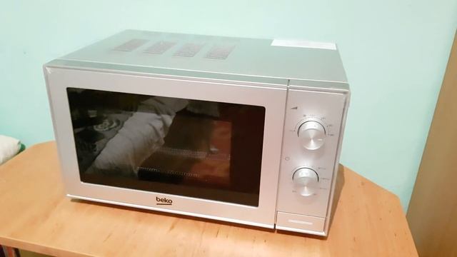 BEKO MOC20100S 20l, 700W, смотреть онлайн