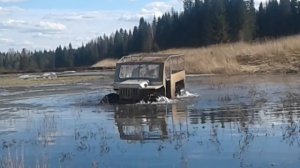 Пермский вездеход на кразовских ободрышах на воде