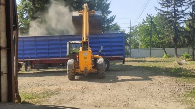 Jcb 535-125 Маніту погрузчик Зерно смотреть онлайн