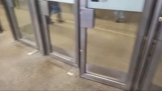 Блогера Сашу Маэстро Задержал ОМОН На Красной Площади смотреть онлайн