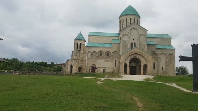 Panorama Kutaisi, Georgia & Bagrati смотреть онлайн
