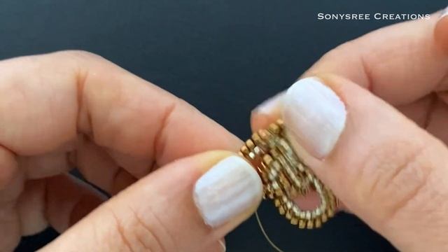 Beautiful Beaded bracelet || Celtic knot Bracelet смотреть онлайн