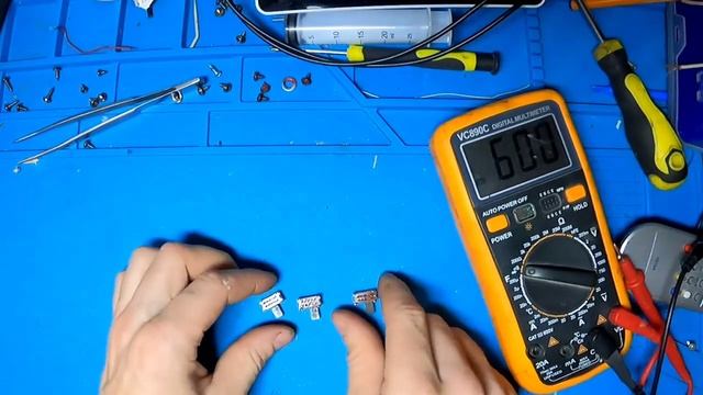 Пропадает звук в автоусилителе. Не всегда включается. Исправляем косяки предыдущего мастера! смотреть онлайн