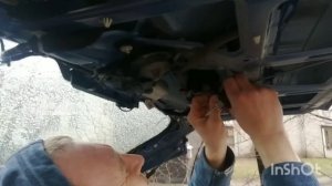 Не открывается ляда багажника на Opel Zafira A.Как открыть?