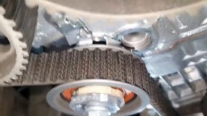 SKODA Yeti 1,6L. замена ГРМ