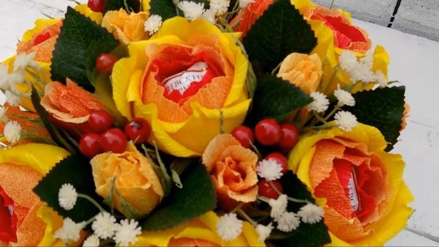 Огляд. Букет з цукерок у коробці. Солодкі букети у Вінниці від Наталії Олійник смотреть онлайн