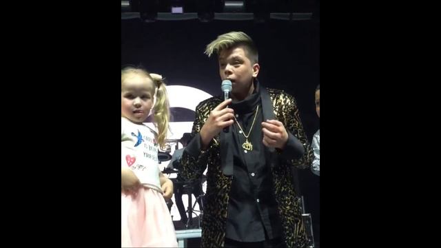 Как Можно Не любить? #Элвингрей смотреть онлайн