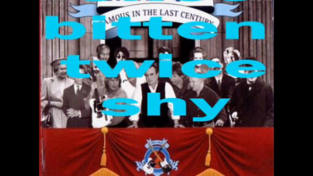status quo once bitten twice shy (famous in the last century).wmv смотреть онлайн