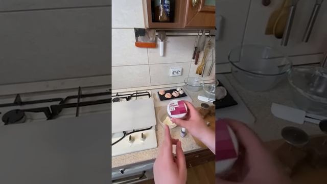???Кремовые Цветы? Белково - масляный крем (рецепт)? cream flowers?❇️от @dasha.tonka смотреть онлайн