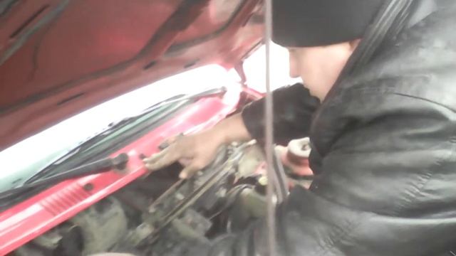 Как снять мотор на печки Ford Fiesta 94 года