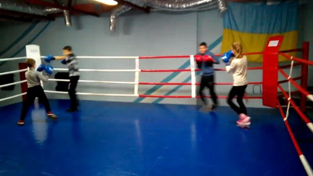 Малыши против старших (боксики ) 15.01.19