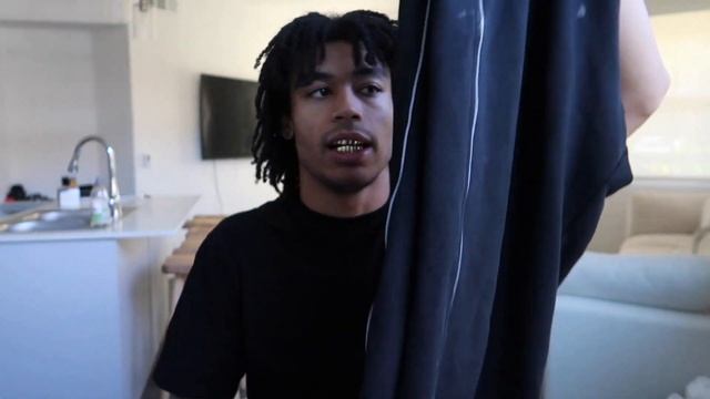 HOW TO STYLE BALENCIAGA TRACKS