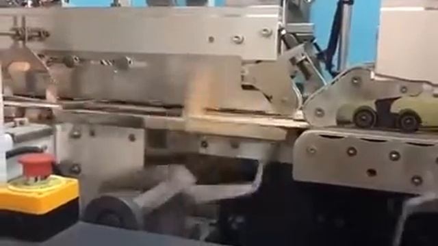 SMARTFOLD 800SL станок для фальцесклейки коробок, использование картона или гофрокартона. смотреть онлайн