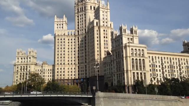 Сталинская высотка на Котельнической набережной (Москва) смотреть онлайн