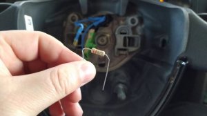 Как убрать лампочку индикатора подушки безопасности приора