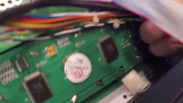 Removal and upgrade of the Kurzweil PC3 display to LED смотреть онлайн