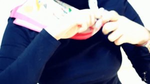 Как завязать маленький шейный платок