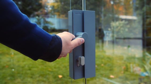 Остекление Lumon без рам для террас, веранд, беседок