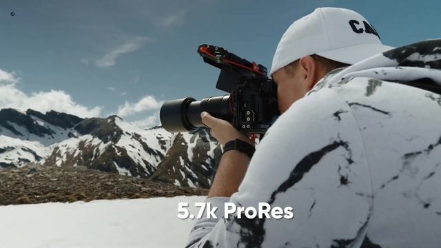 Panasonic Lumix BGH1 vs Panasonic Lumix GH6 - Which One Is Better for Cinema? смотреть онлайн