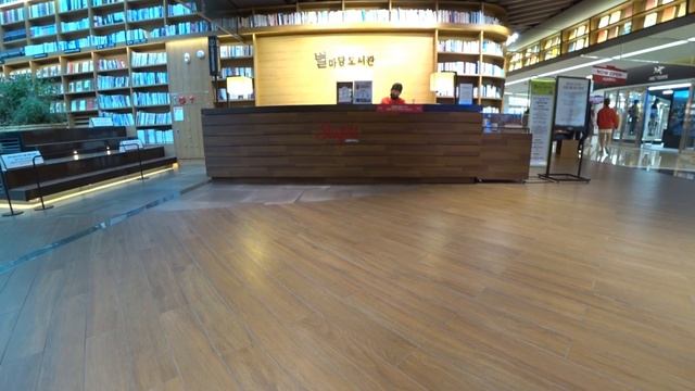 Музей связанный с BTS. Каникулы Студента в Сеуле. Влог о Корее смотреть онлайн