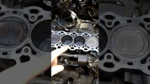 Опель астра 1.4 турбо давит масло