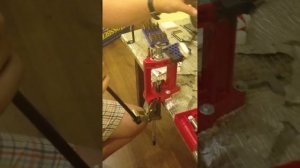 Снаряжение  на станке Lee Breech Lock Challenger Press. 1. Декапсюляция и фулсайз