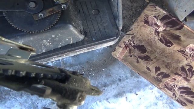 ГАЗ 3307-09... Замена стеклоподъёмника. смотреть онлайн