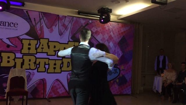 Ах как кружится голова... как голова кружится. "Три вальса" Светлана Янчук и Олег Пронин смотреть онлайн