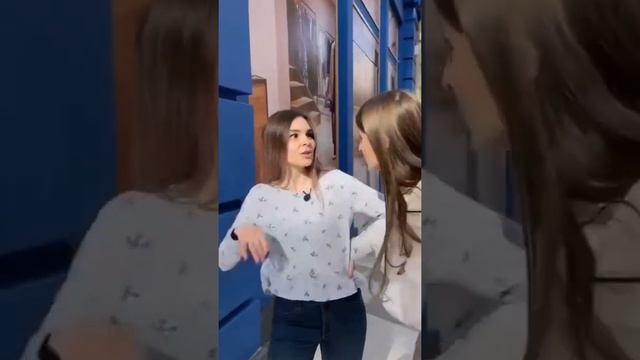 Завистливая подруга. Ошибочное мнение. Мнение друзей. смотреть онлайн