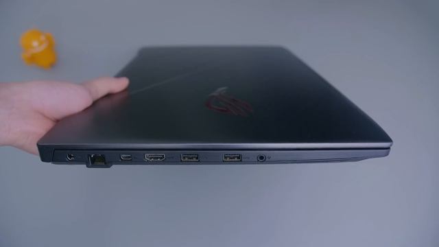 Laptop 40 Triệu Cho Game Thủ FPS Chuyên Nghiệp смотреть онлайн