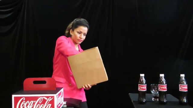 Coca Cola Fantasy by Tora Magic Company смотреть онлайн