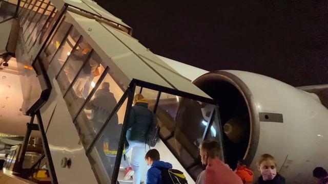 Турция, Сиде; каникулы на море // НОЯБРЬСКАЯ НВ ДЕНЬ 1 смотреть онлайн