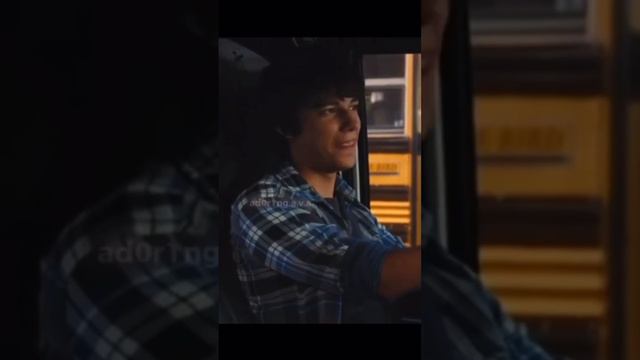 HES SO FINE??? #rodrickheffley #edit #fypシ #fyp смотреть онлайн