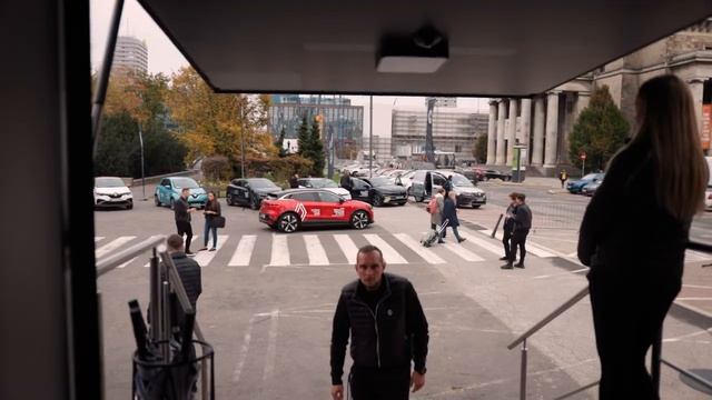 Renault E-Tech tour 2022 | Renault смотреть онлайн