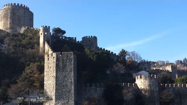 Крепость в Стамбуле со стороны Босфора смотреть онлайн