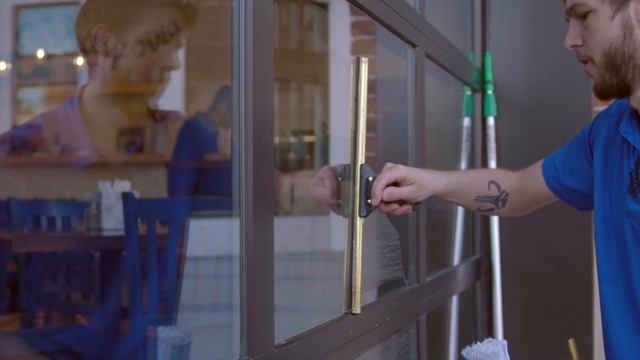 Sunshine Window Cleaning Inc. Based in Idaho we offer guaranteed 5 Star service every time. смотреть онлайн