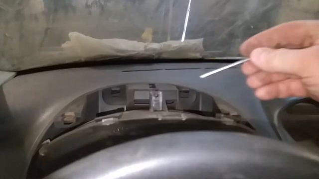 Peugeot 206 Как снять панель приборов и облицовку панели/ How to remove the dashboard and panel tri смотреть онлайн