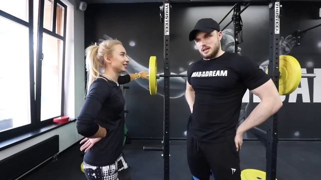 Соколова Учит Войтенко Приседать | RD 197 смотреть онлайн