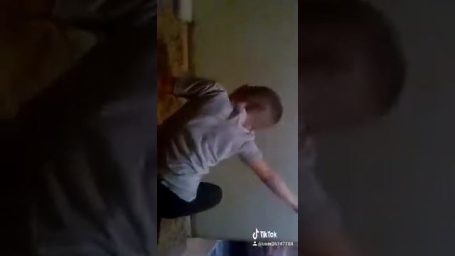 Колян танцует лучше всех??? смотреть онлайн