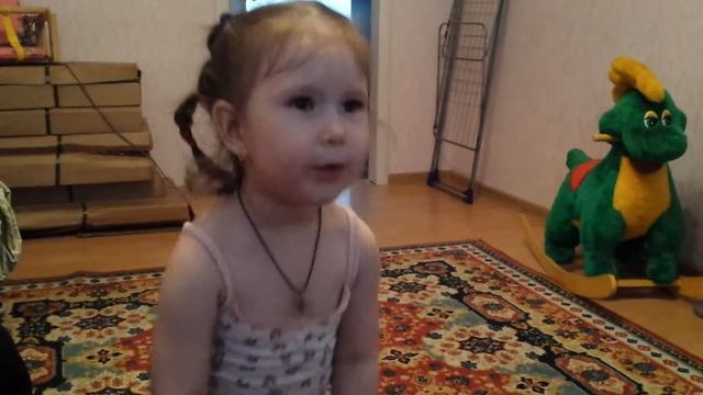 стих Муха-цокотуха. 2.5 года. Очень весело!) смотреть онлайн