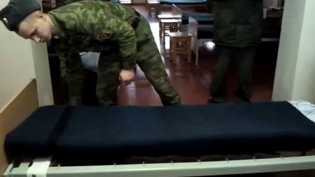 Как правильно застилать постель!!! смотреть онлайн