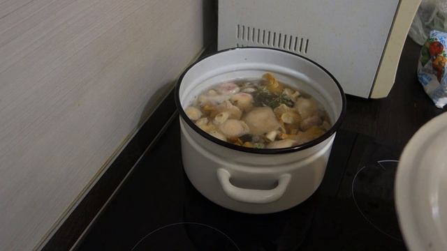 СОЛЕНЫЕ ГРИБЫ - ГОРЯЧИЙ ПОСОЛ. ГРИБНОЕ АССОРТИ