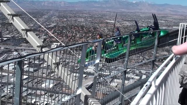 Attraction on the roof of the Stratosphere hotel. Las Vegas. смотреть онлайн