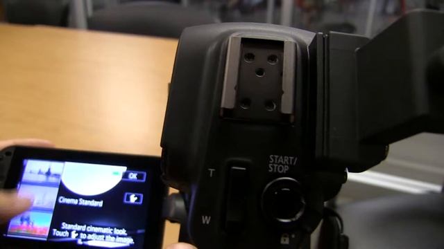 Canon XA10 Basic Features смотреть онлайн
