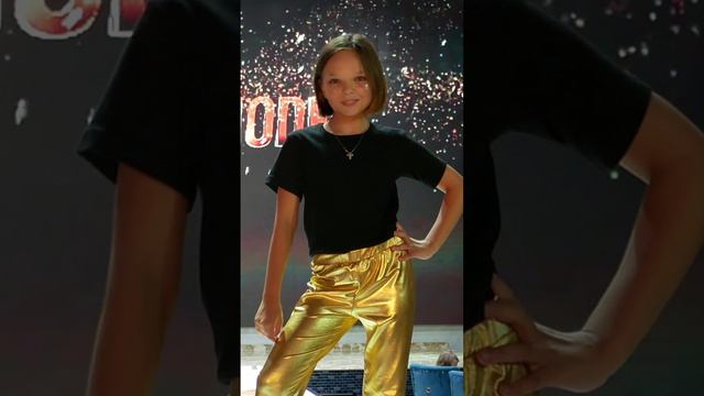 МАМИНО МОДНОЕ ДНК . смотреть онлайн