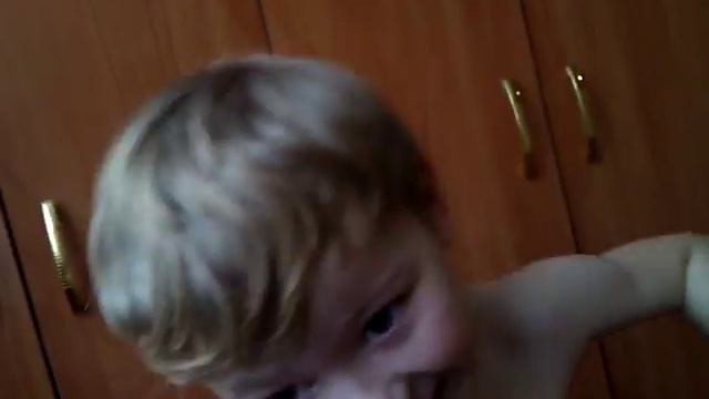 Танец под Сектор газа.Пацан 6 лет смотреть онлайн