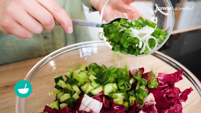 #HomeMade recipe: Delicious rainbow salad • Simple Meals by Gorenje смотреть онлайн
