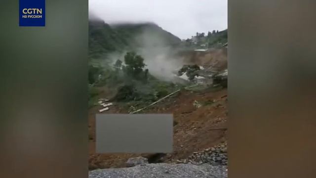 Сход оползня в провинции Хунань смотреть онлайн